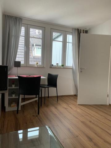 Zentrales Dachgeschossapartment In Leichligen Leichlingen Bagian luar foto