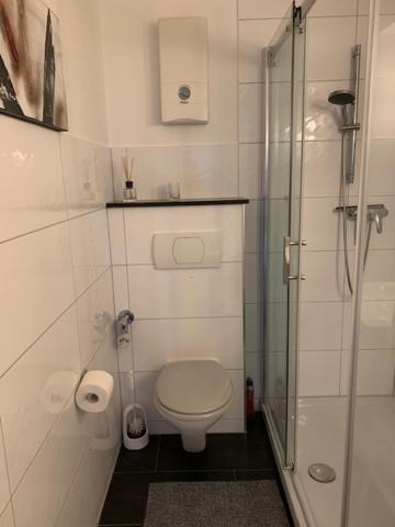 Zentrales Dachgeschossapartment In Leichligen Leichlingen Bagian luar foto
